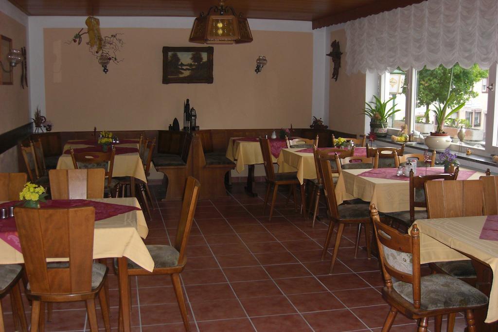 Wallenborn Pension Hermes מראה חיצוני תמונה