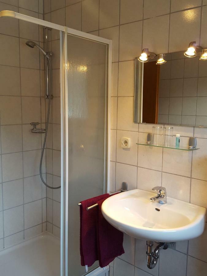 Wallenborn Pension Hermes מראה חיצוני תמונה