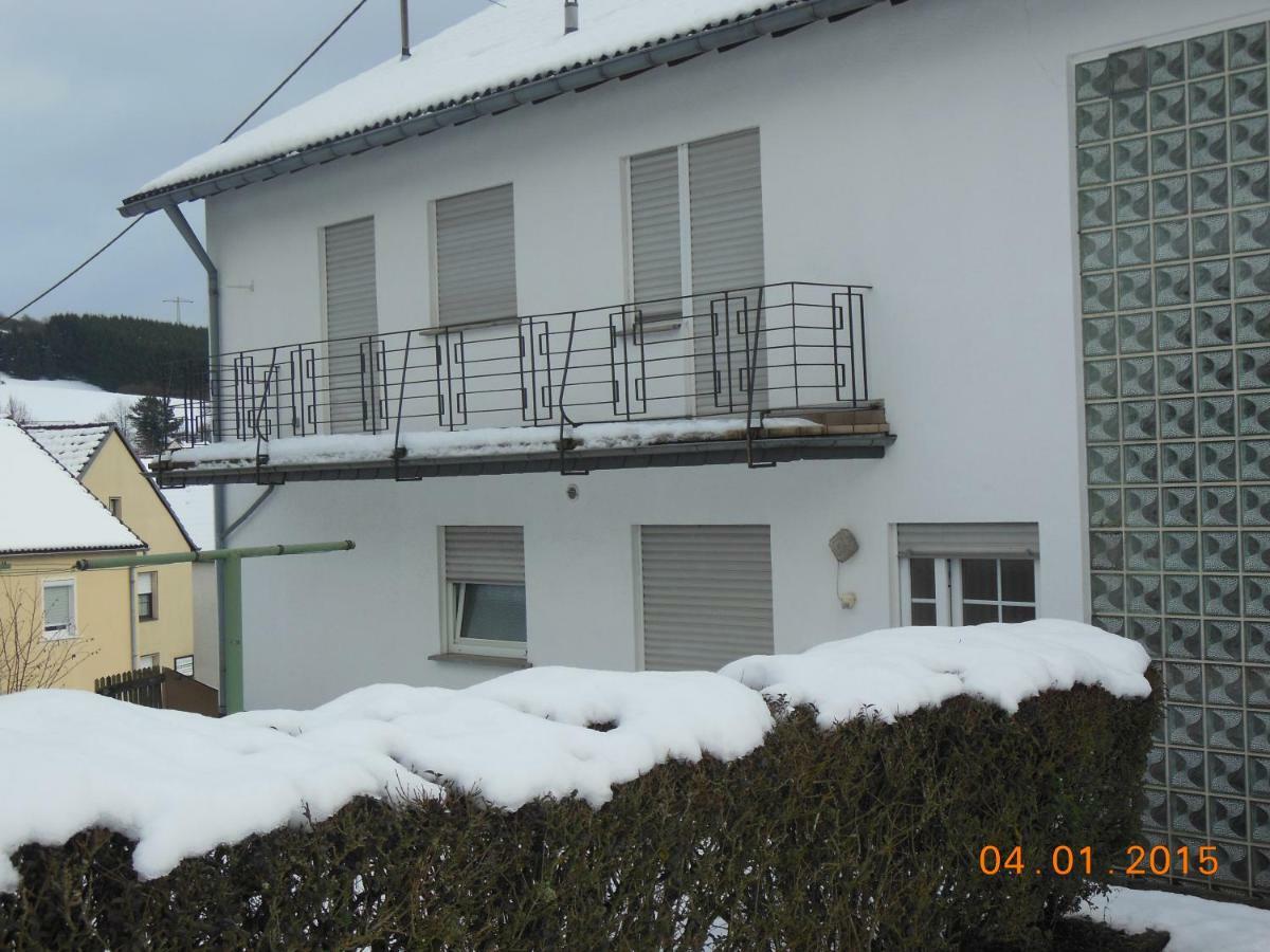 Wallenborn Pension Hermes מראה חיצוני תמונה