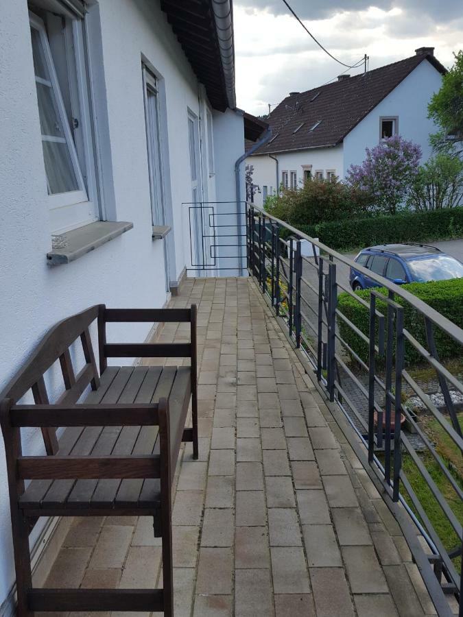 Wallenborn Pension Hermes מראה חיצוני תמונה